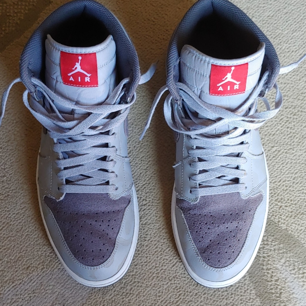 Air Jordan 1 reflective camo sneakets